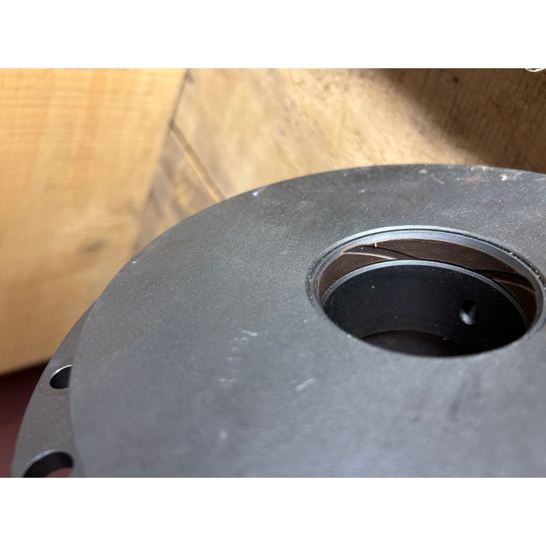 RE14124_housing